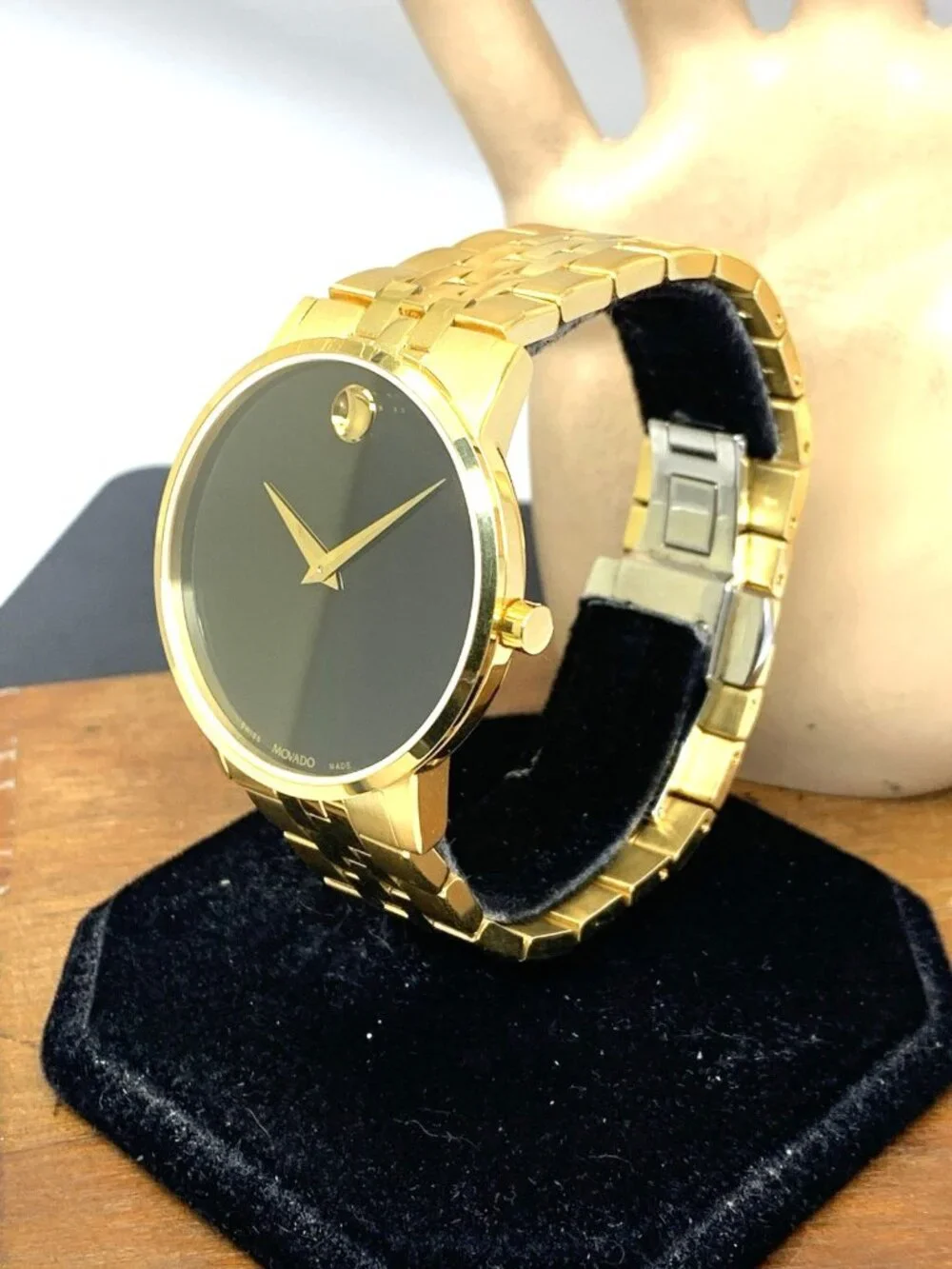 Movado Men's Watch 0607203 Museum Black Dial Swiss Quartz Gold Steel 40mm